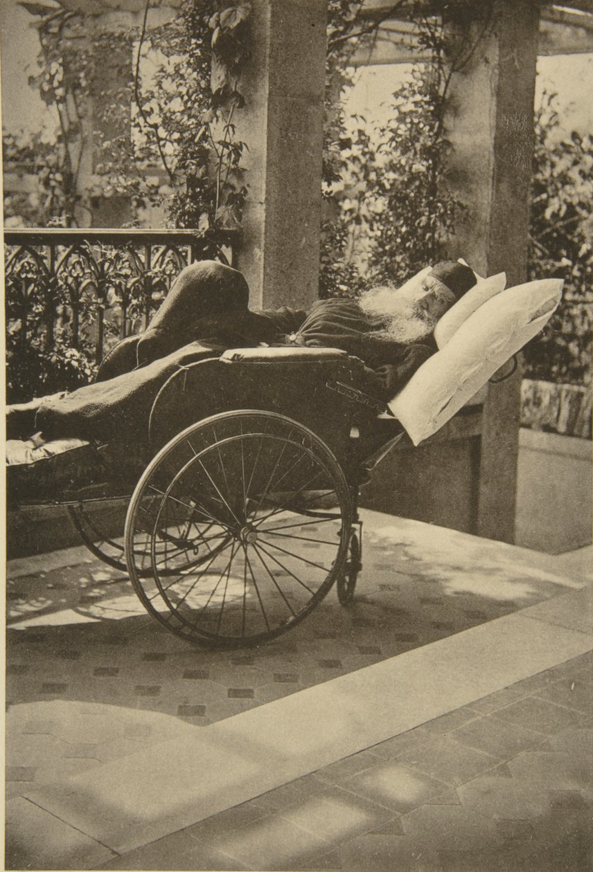Ruský spisovatel Leo Tolstoj se zotavuje v Gaspra, Krym, Rusko, 1902. od Sophia Andreevna Tolstaya