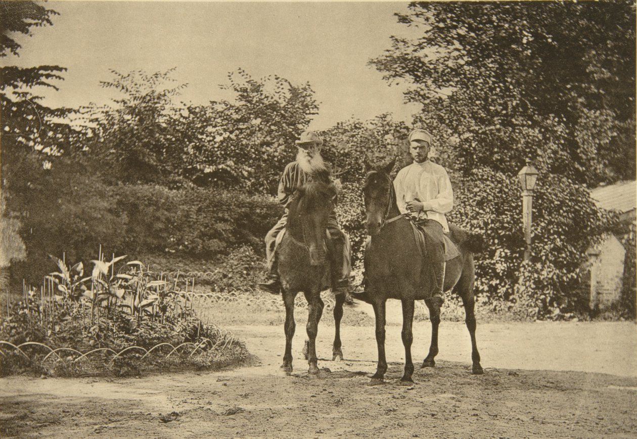 Ruský autor Leo Tolstoy na koni v Jasnaya Polyana, poblíž Tuly, Rusko, 1900 od Sophia Andreevna Tolstaya