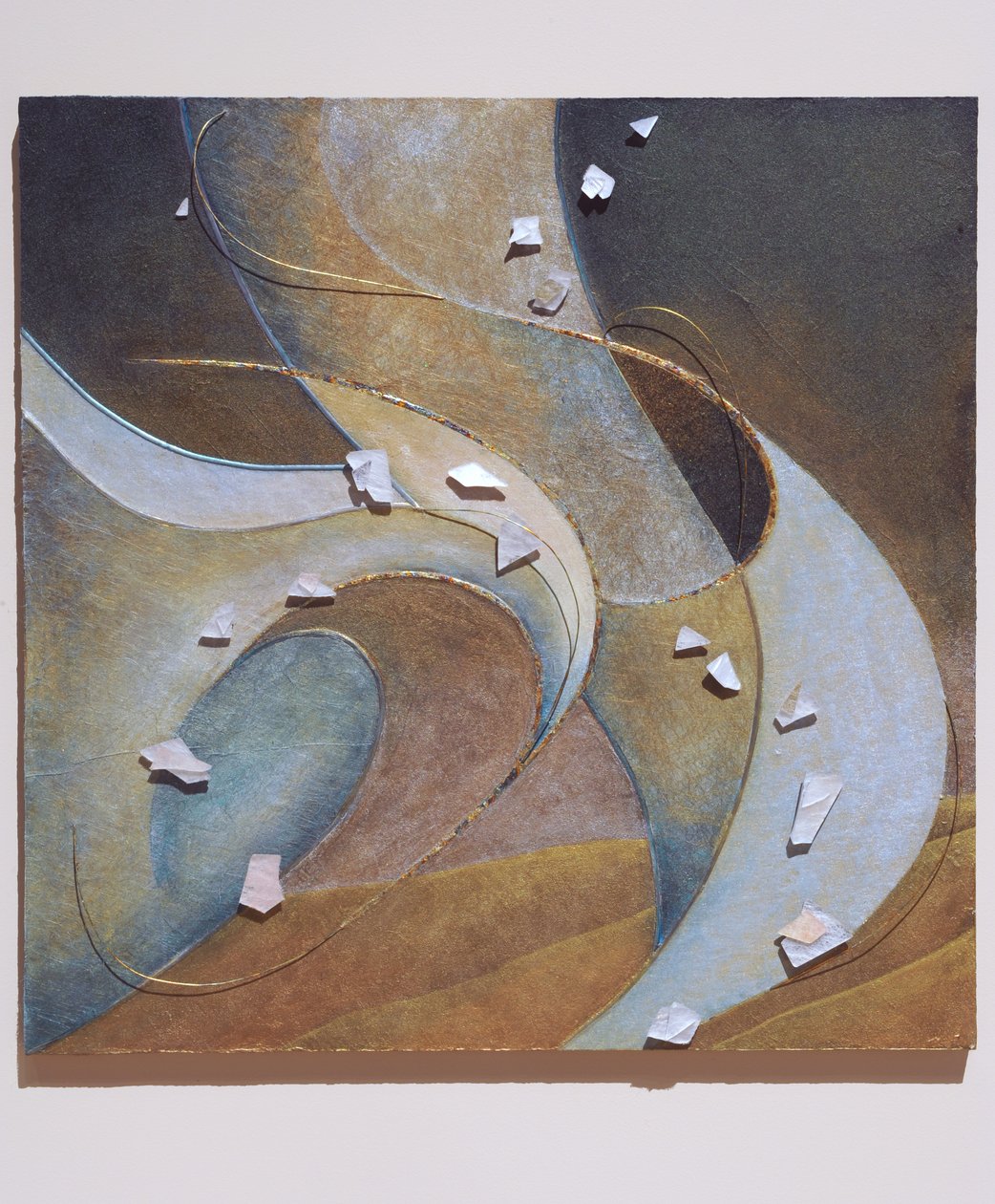 Andělé, 2007 (deska, plexisklo, textil, olovo, drát, zlacení, pigment, ocel) od Sophie Hacker