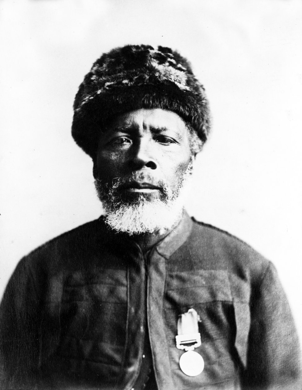 Náčelník Inchangi, kolem roku 1895 od South African Photographer