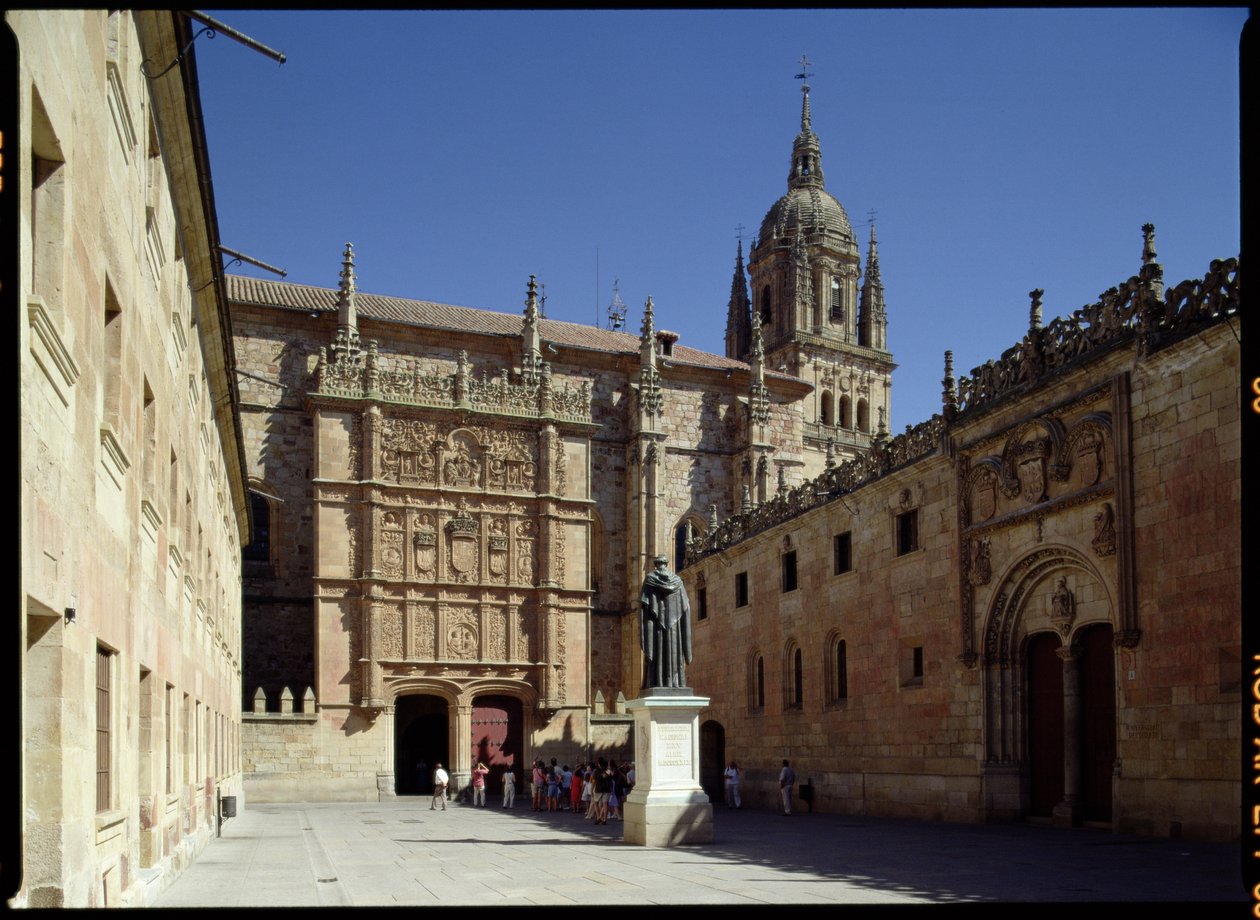 Odpolední pohled na univerzitu, de Leon Plaza, 1230 od Spanish School