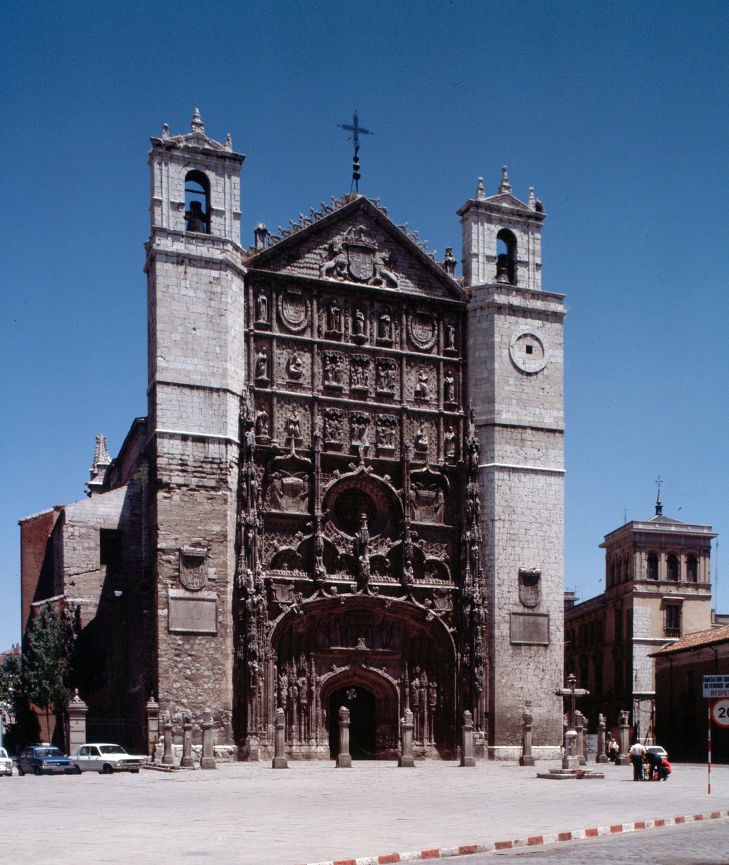 Isabelin Gotické umění: Pohled na klášterní kostel sv. Pavla (Saint Paul) (Iglesia conventual de San Pablo) 1445-1616 de Valladolid (Pohled na isabelinský goticko-platerský kostel san Pablo ve Valladolidu, Španělsko) od Spanish School
