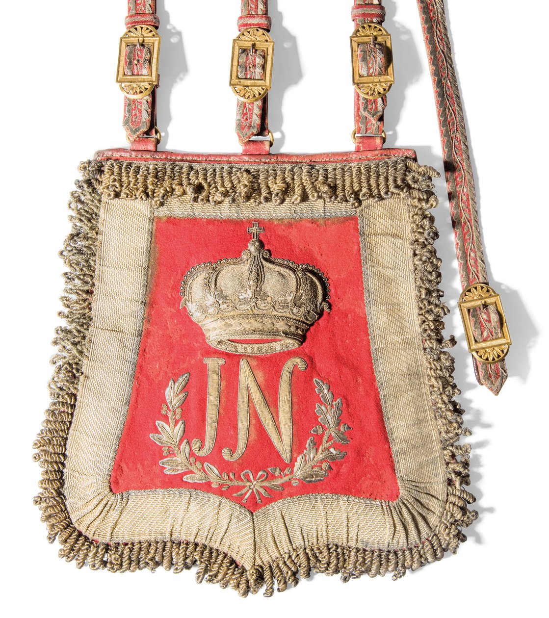 Sabretache of Joseph-Napoleon Bonaparte, král Španělska, před rokem 1813 (červená marocká kůže s vyšívaným zlatem a pozlacenými mosaznými pasparty) od Spanish School
