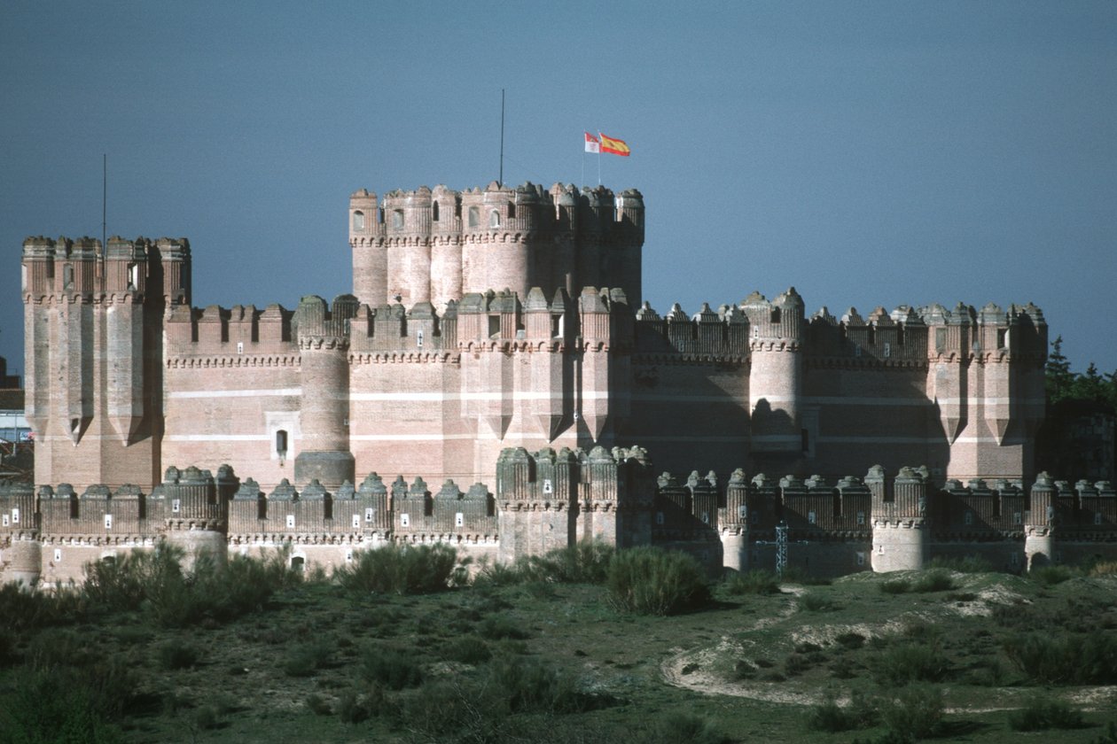 Pohled na hrad, postavený kolem roku 1453 od Spanish School