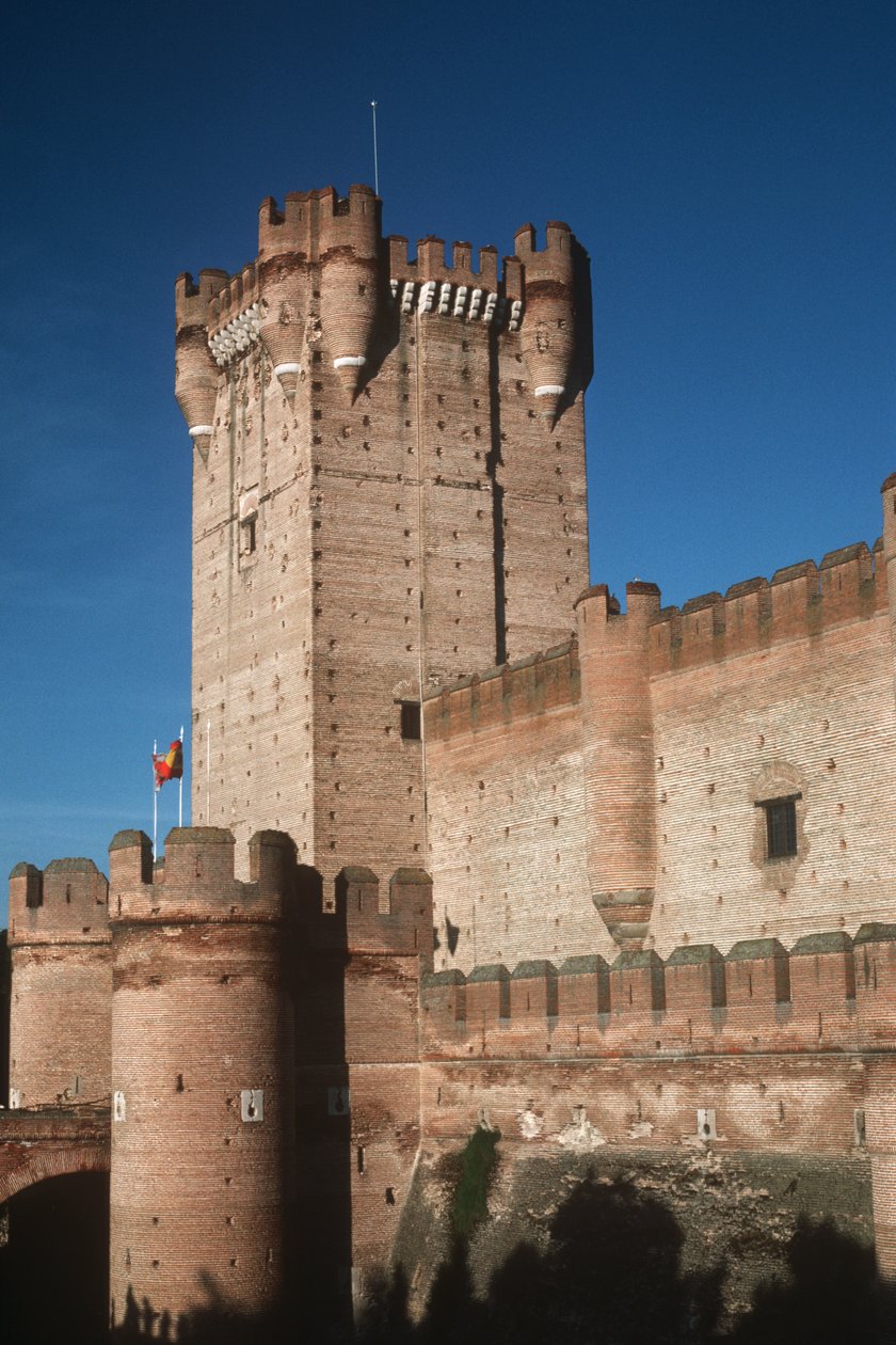 Pohled na hrad, postavený kolem roku 1453 od Spanish School