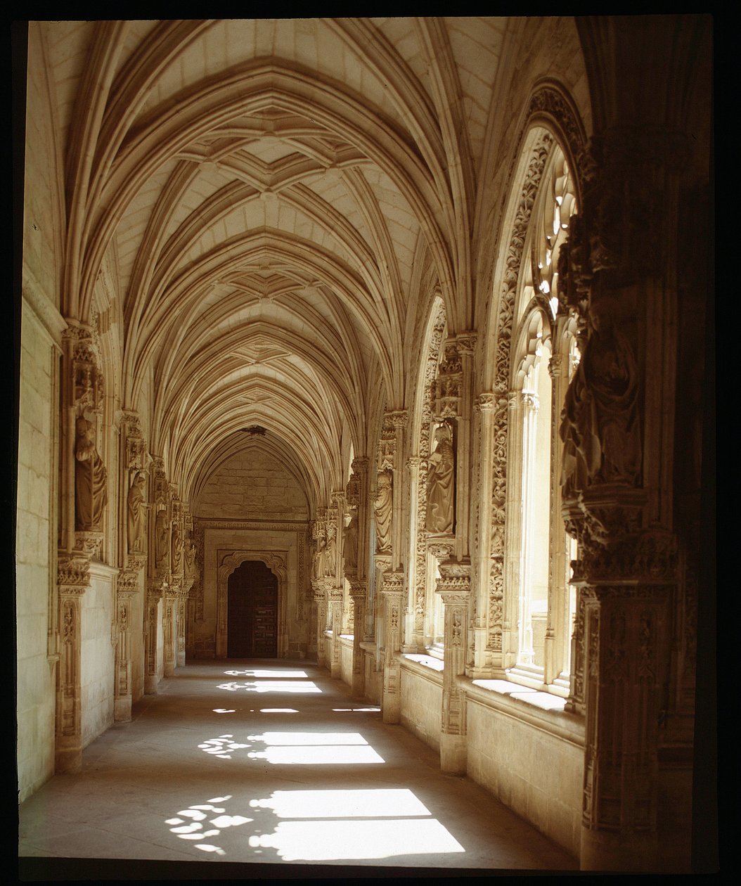 Pohled na spodní galerii kláštera San Juan de Los reyes, Tolede od Spanish School