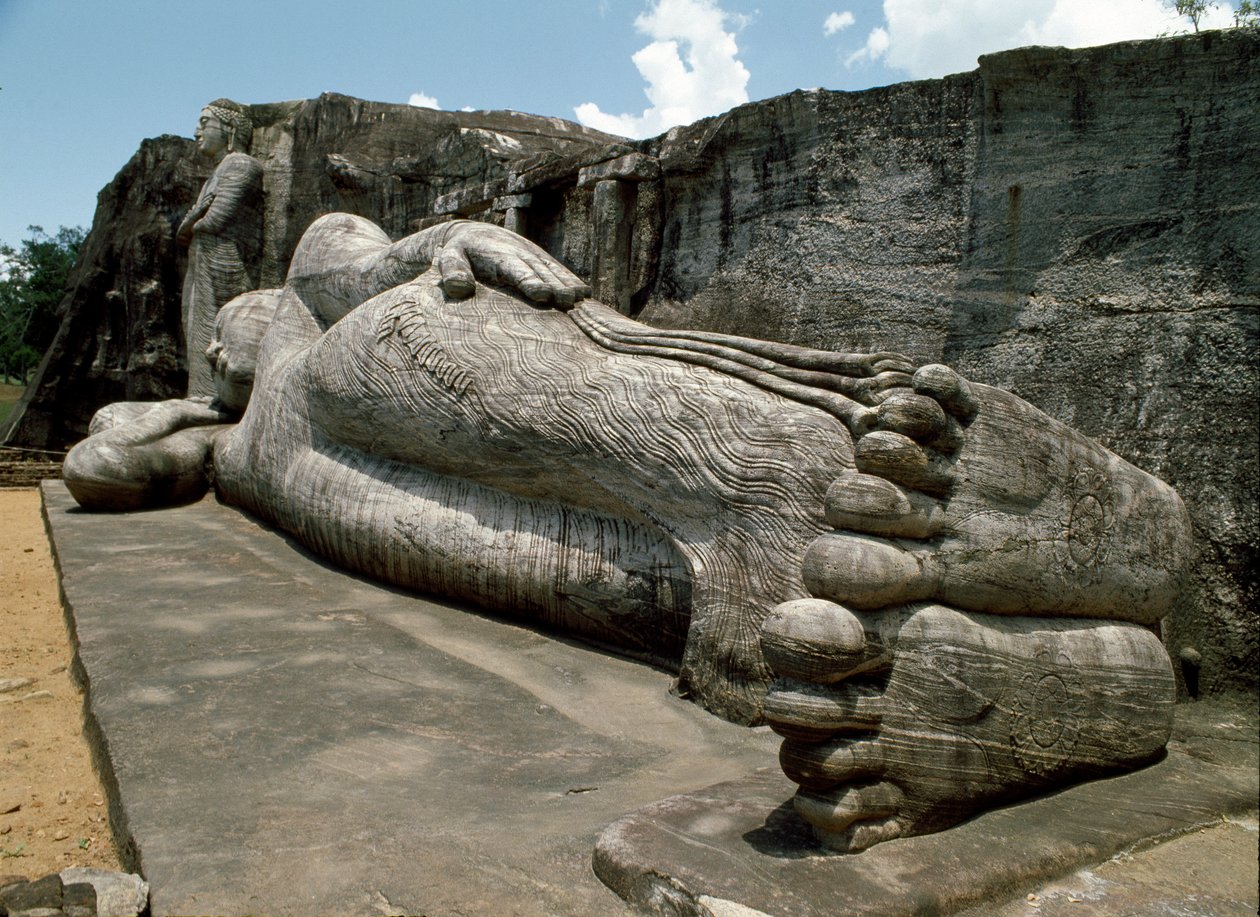 Ležící obraz, který znázorňuje Buddhovu parinirvánu, sochu, chrám Gal Vihara od Sri Lankan