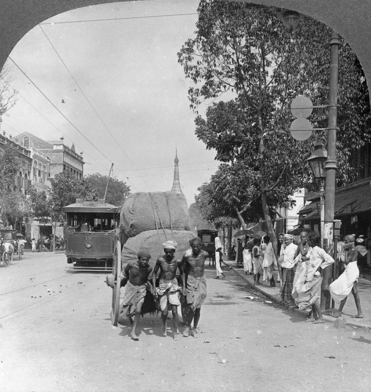 Dalhousie Street, nejrušnější ve městě, Rangún, Barma, 1908 od Stereo Travel Co