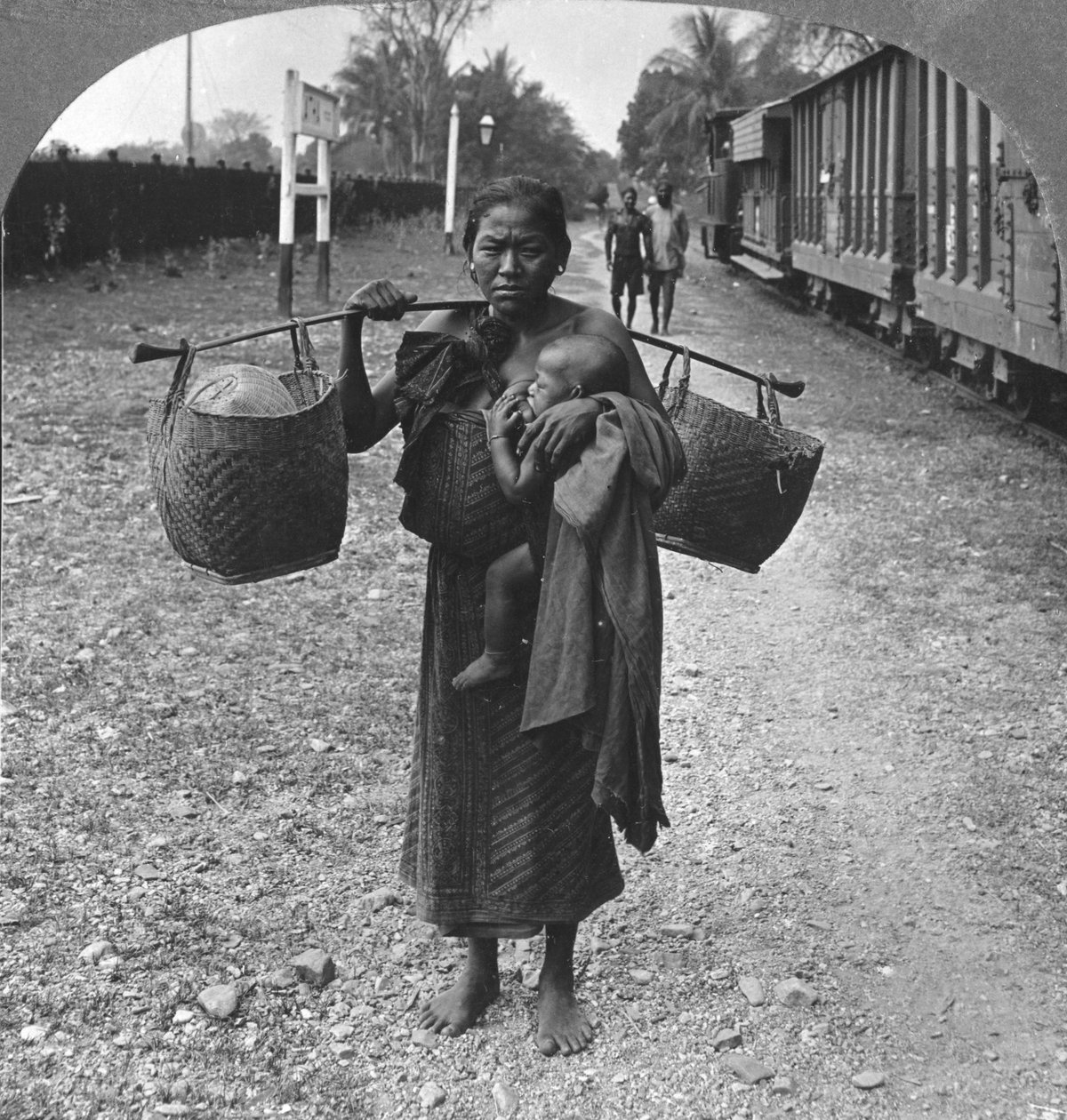 Shan žena a dítě, Horní Barma, 1908 od Stereo Travel Co