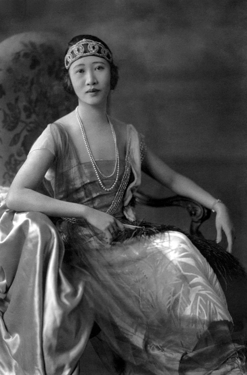 Paní Wellington Koo od Studio Lafayette