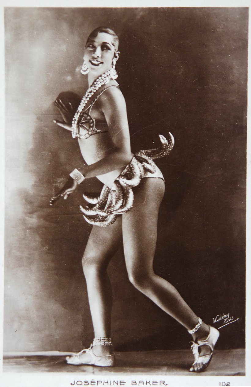 Umění. Zábava. Josephine Baker ve Folies Bergeres v Paříži. Foto Walery, Francie, kolem 1925-30 (foto) od Studio Walery