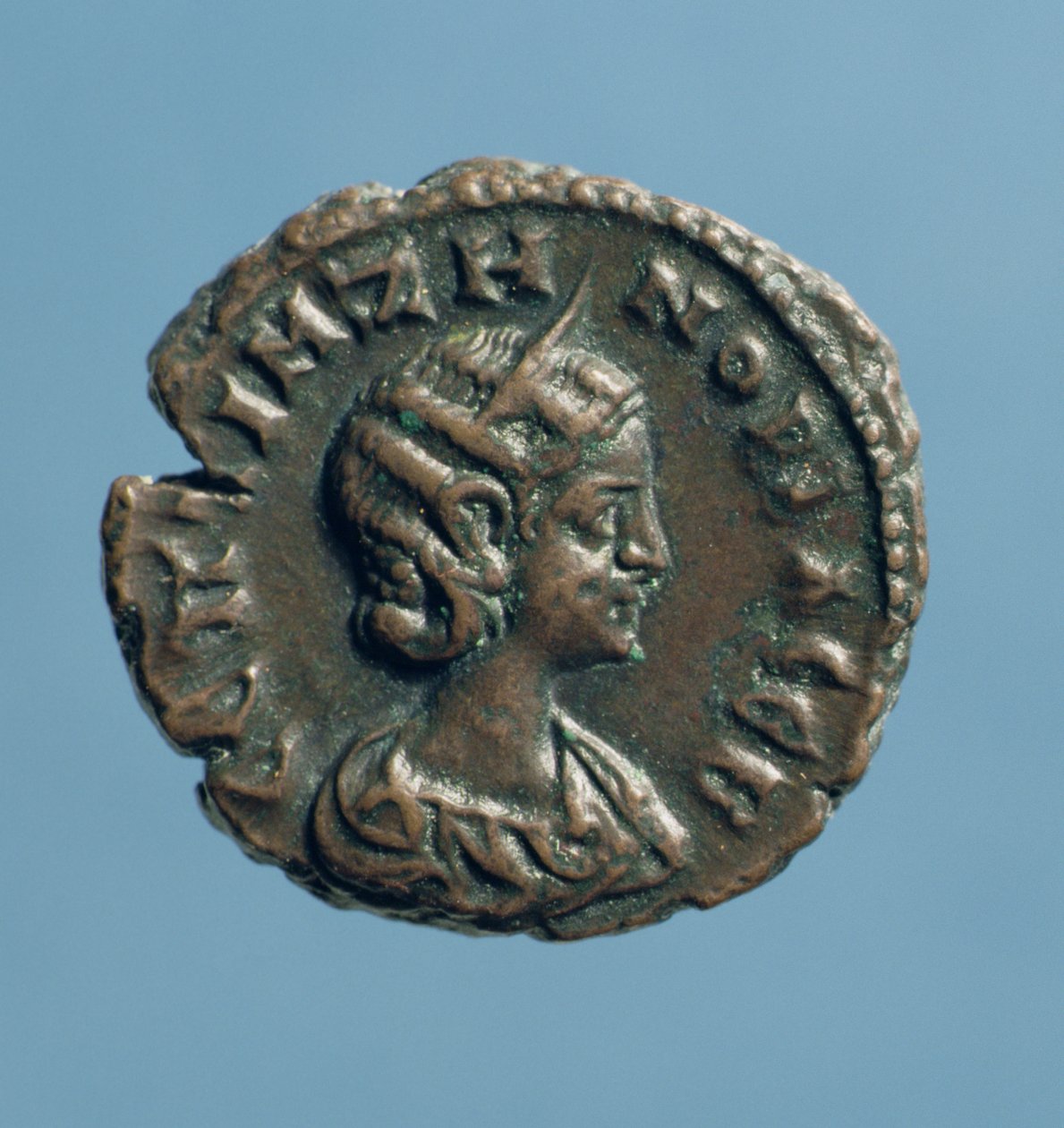 Tetrachma (avers) ze Zenobie, královny Palmýry, ražená v Alexandrii c.274 (billon) od Syrian School