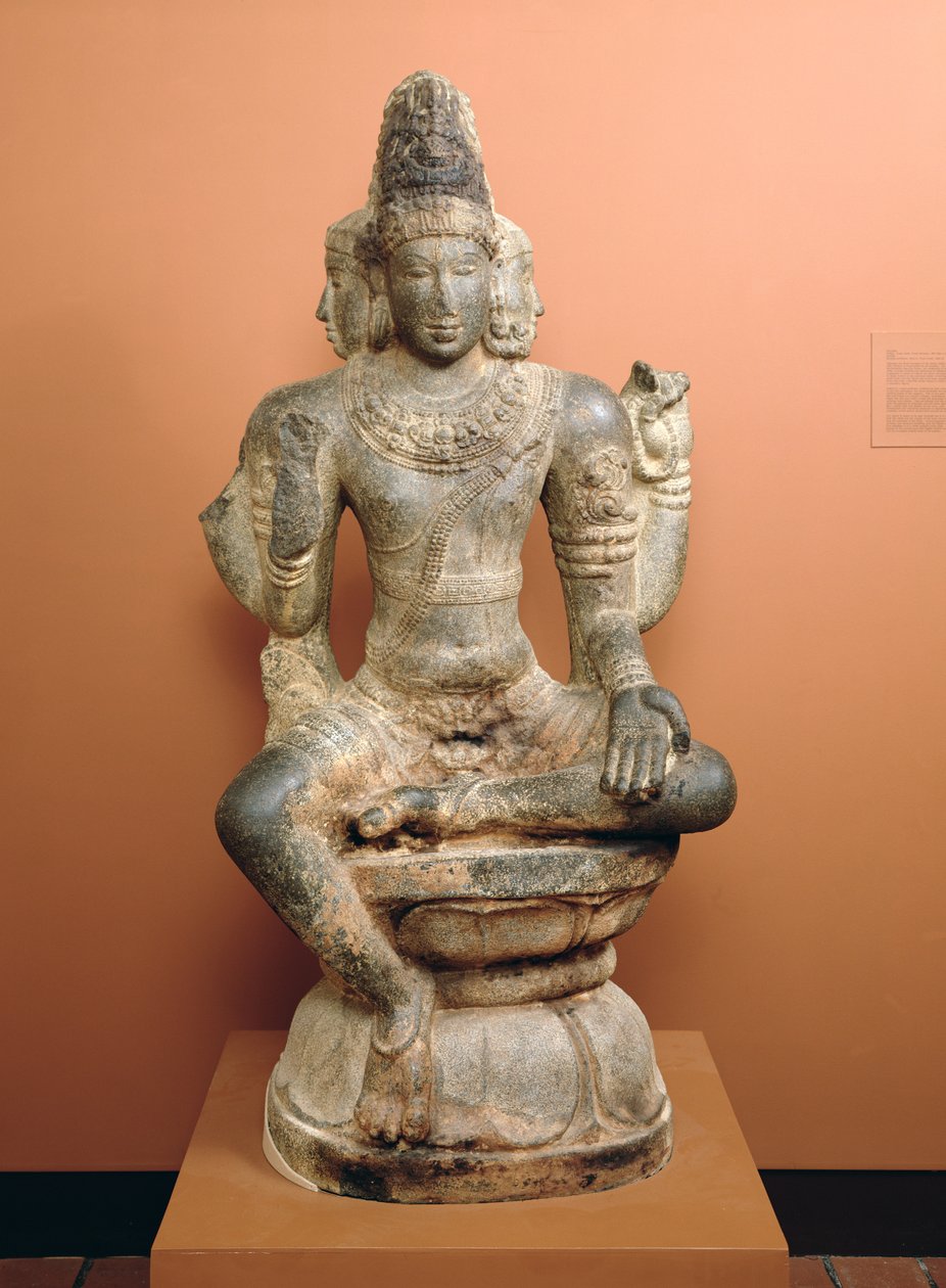 Shiva jako Mahesha nebo Brahma (žula s gesso a červeným pigmentem) od Tamil Nadu Tamil Nadu