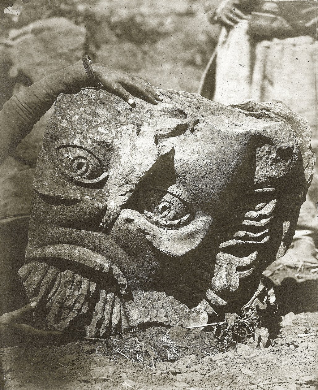 Starožitná hlava v Kunawat, Sýrie, 1875 od Tancrede Dumas