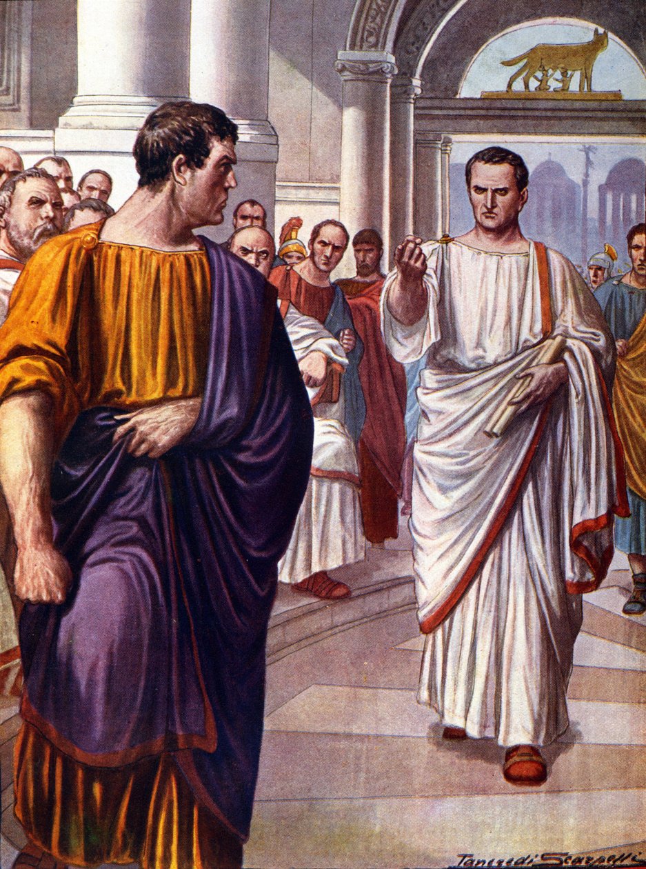 Římský státník Ciceron (Marcus Tullius Cicero) (106-43 př. n. l.) přechází přes spiklence Catilinu (Lucius Sergius Catilina) (108-62 př. n. l.), kterého v roce 63 př. n. l. odsuzuje během projevů katalářů. Ilustrace Tancredi Scarpelli (1866-1937) od Tancredi Scarpelli