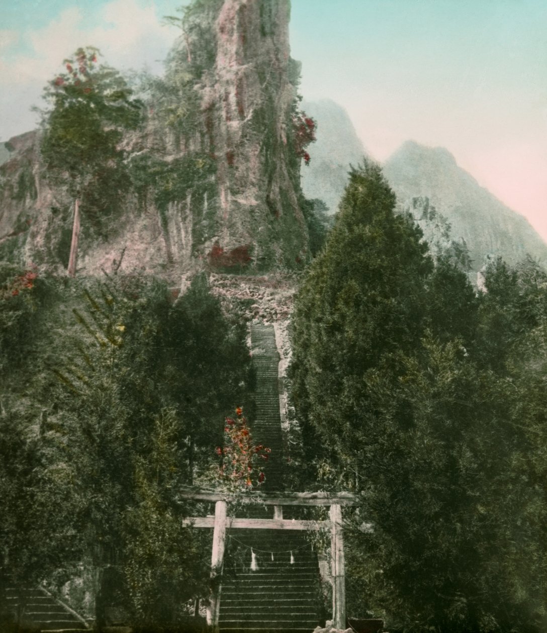 Pohled na horu Myogi v prefektuře Gunma, asi 1900-1915 (fotografie) od Teijiro Takagi