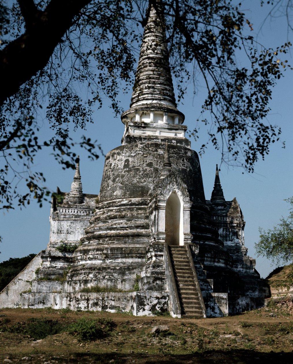 Stúpa buddhistického chrámu od Thai School