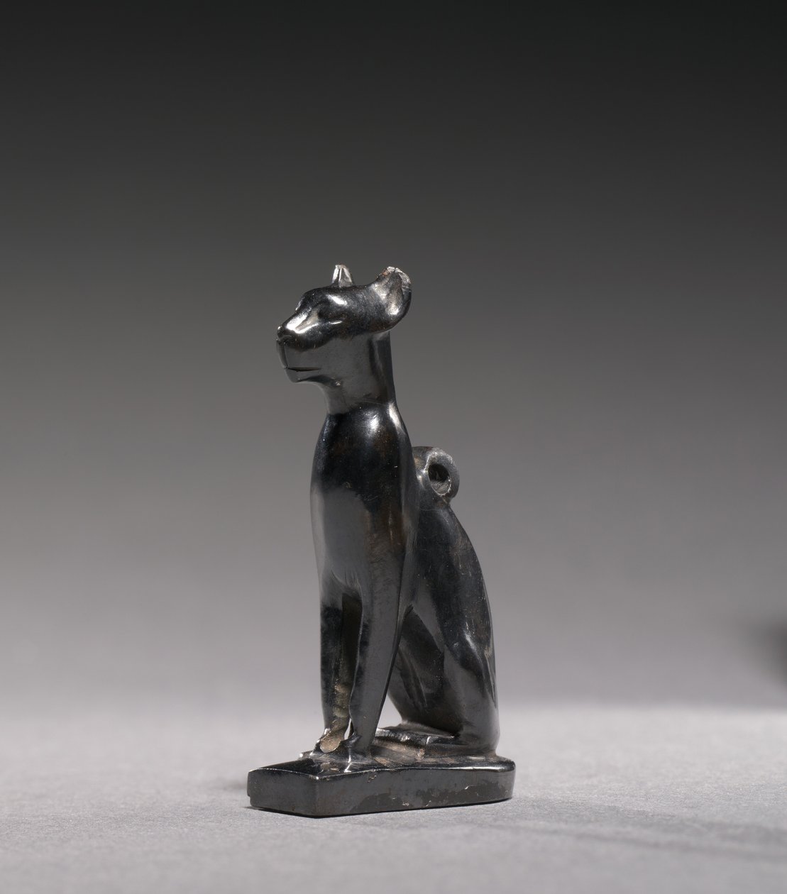 Amulet z Bastetu, asi 1069-715 př. n. l. (hematit) od Third Intermediate Period Egyptian