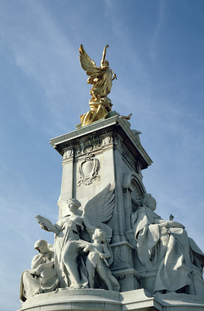 Victoria Monument, navržený sirem Aston Webb (1849-1930) od Thomas Brock