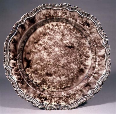 Stafordšírský talíř, cca 1755 (keramika) od Thomas Whieldon