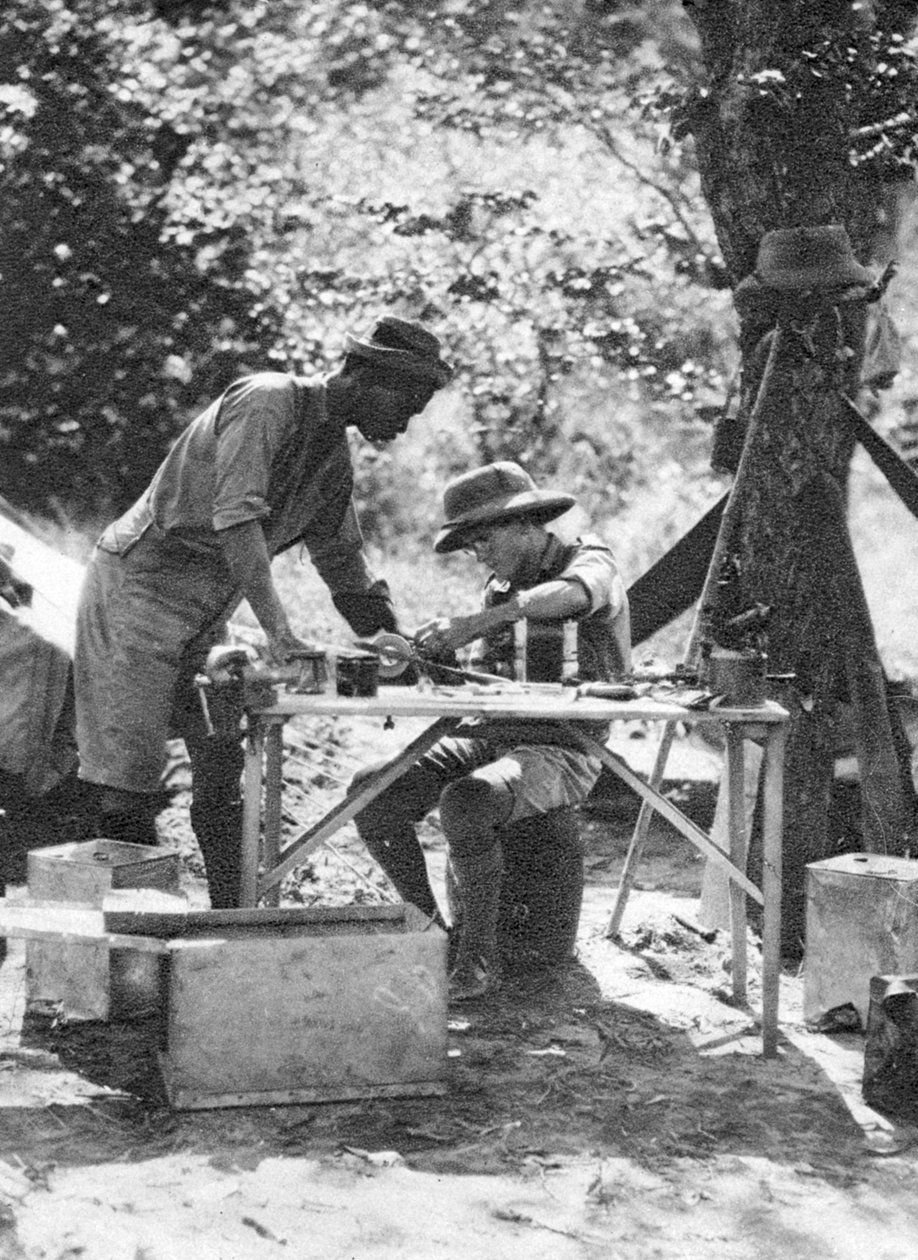 Errol Hinds a Julius Mapata, Livingstone do Broken Hill, Severní Rhodesie, 1925 1927 od Thomas A. Glover