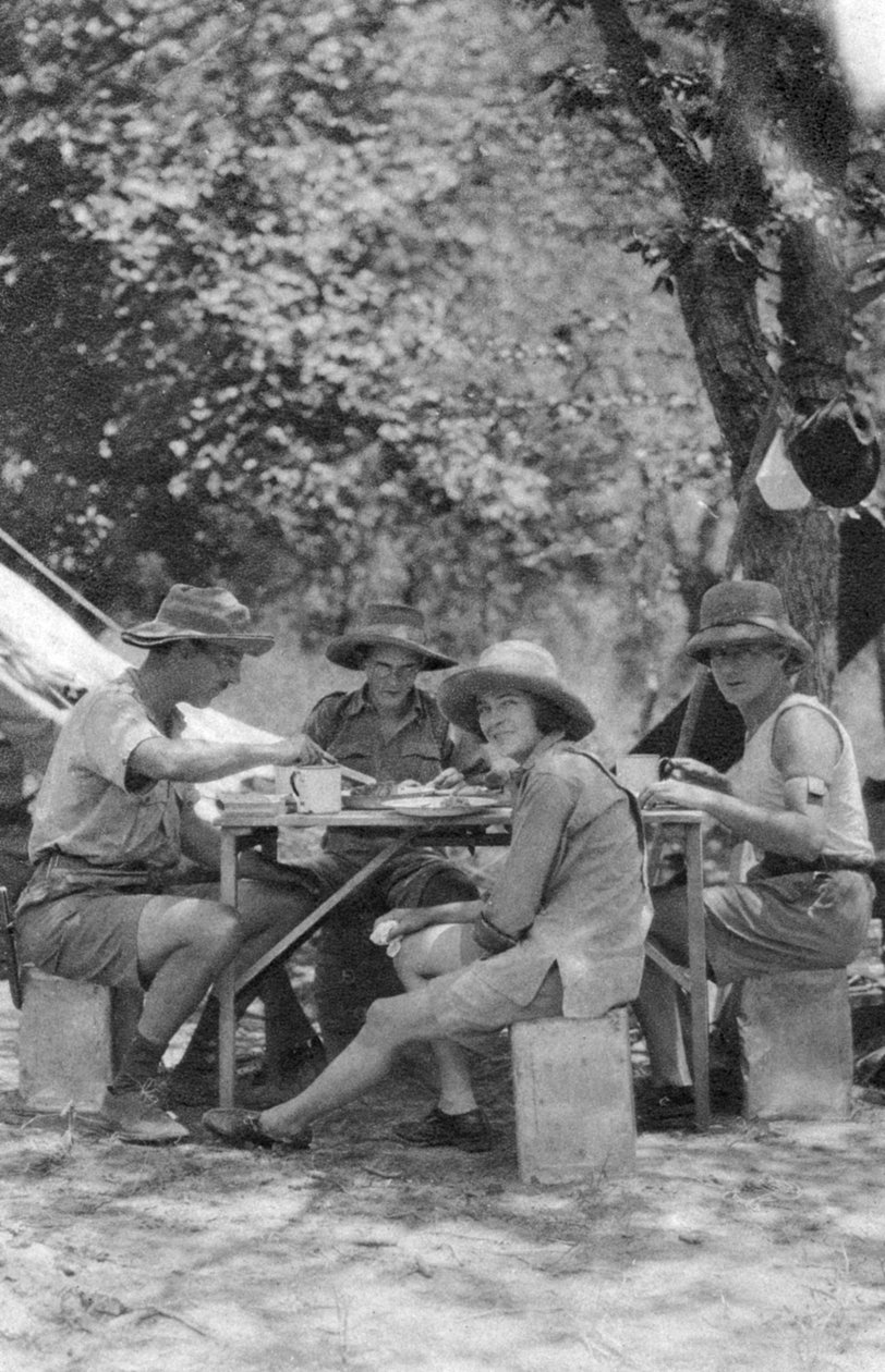 Čas jídla, Livingstone do Broken Hill, Severní Rhodesie, 1925 1927. od Thomas A. Glover
