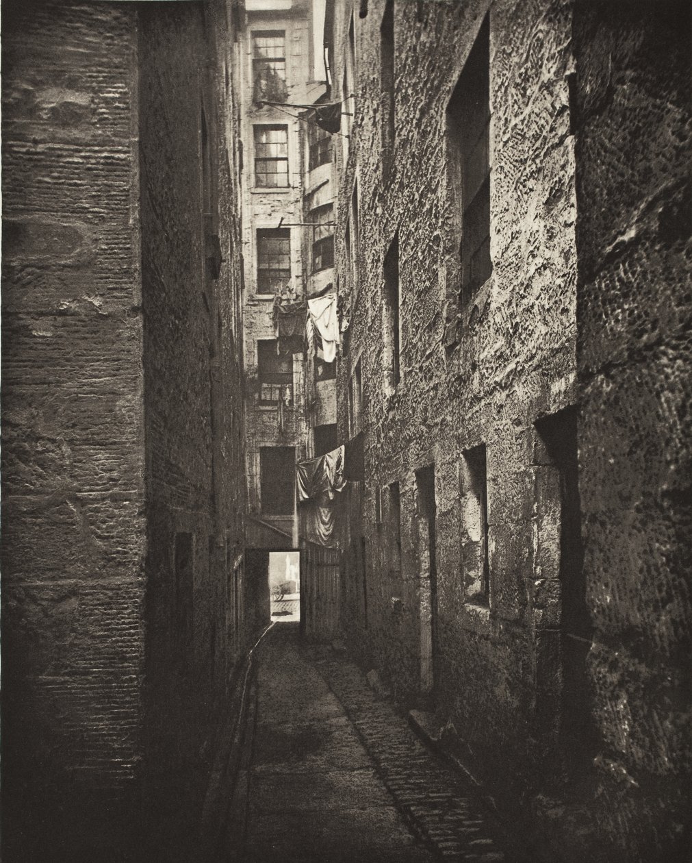 V blízkosti č. 148 High Street (č. 5) od Thomas Annan