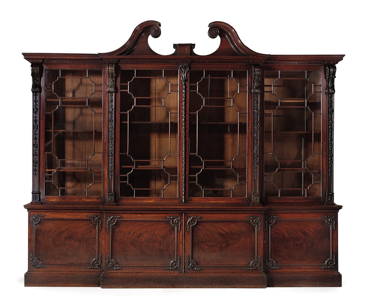 Přelomová knihovna George III od Thomas Chippendale