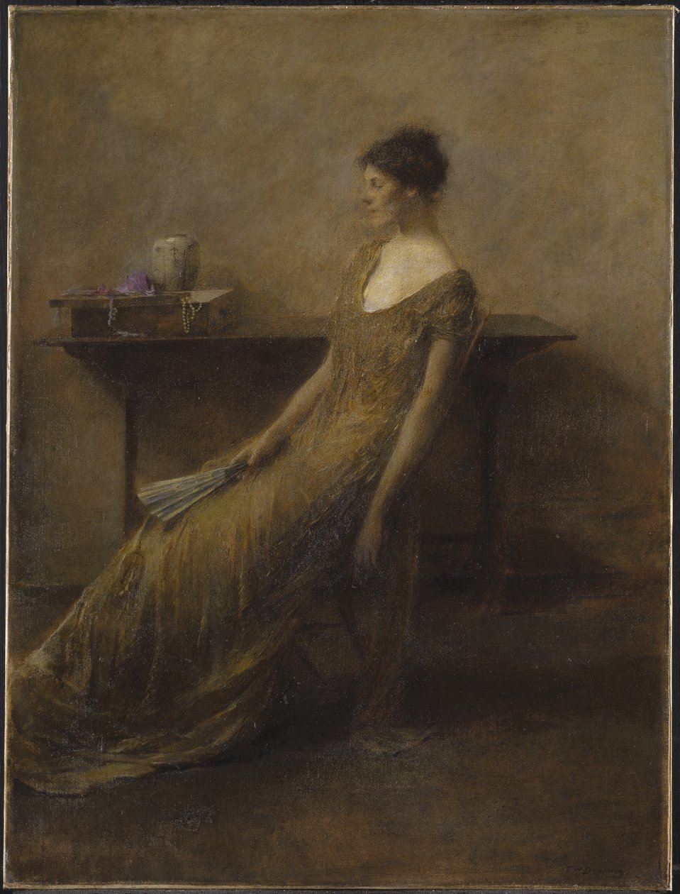 Dáma ve zlatě, kolem roku 1912 (olej na plátně) od Thomas Wilmer Dewing
