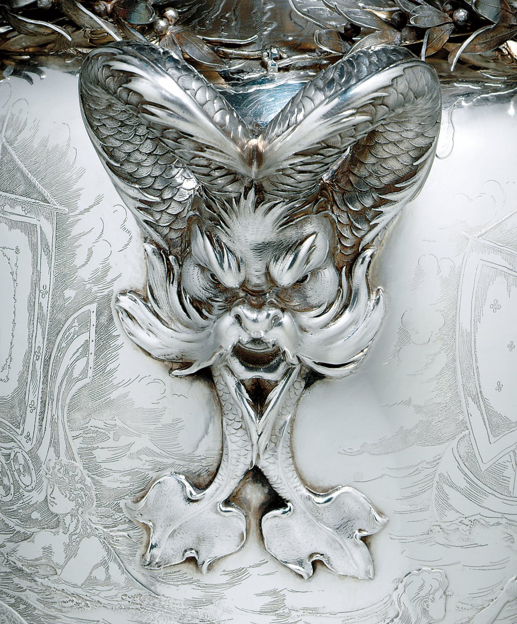 Detail jachtařské trofeje od Tiffany and Company