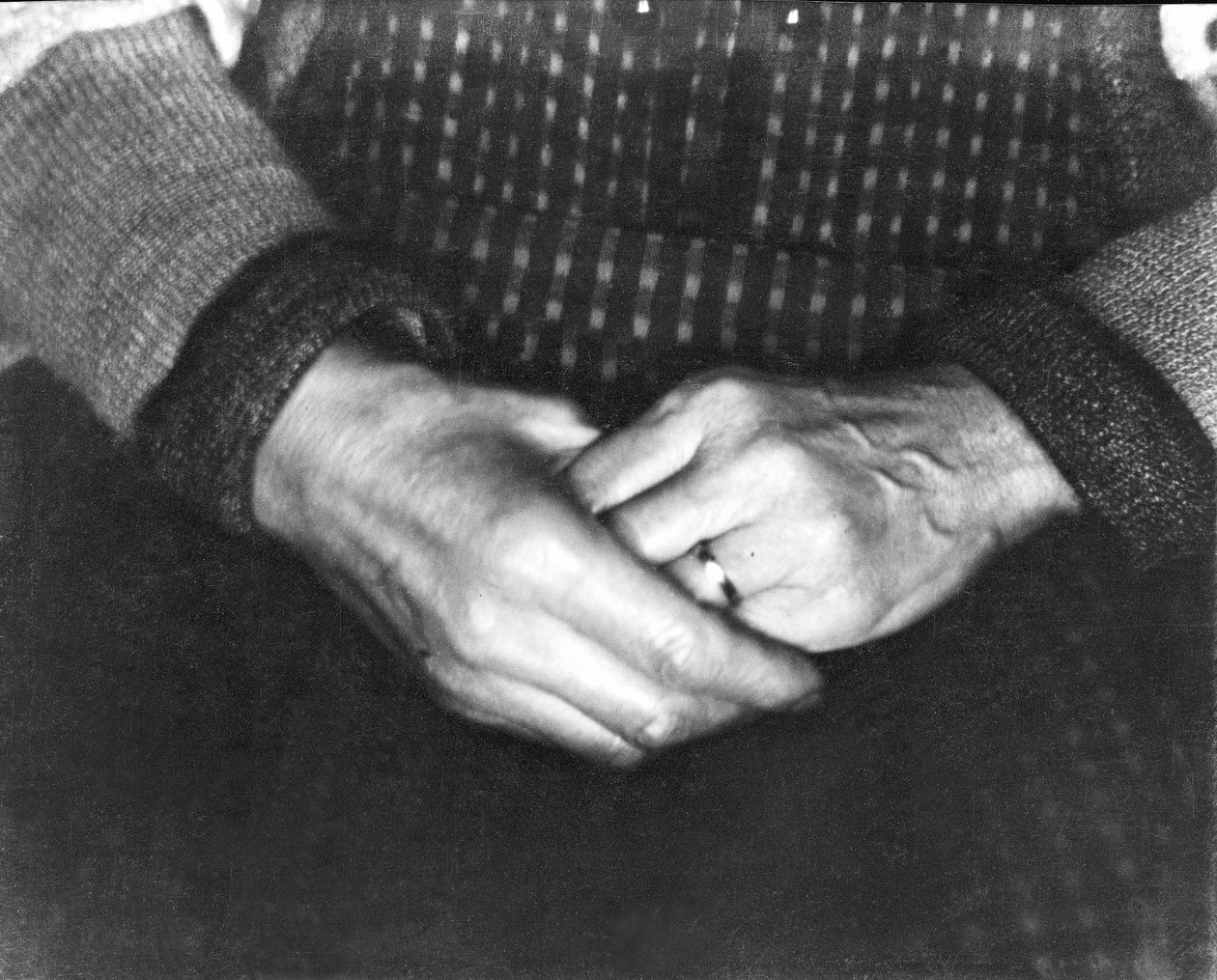 Ruce Assunty Modotti, San Francisco, 1923 od Tina Modotti