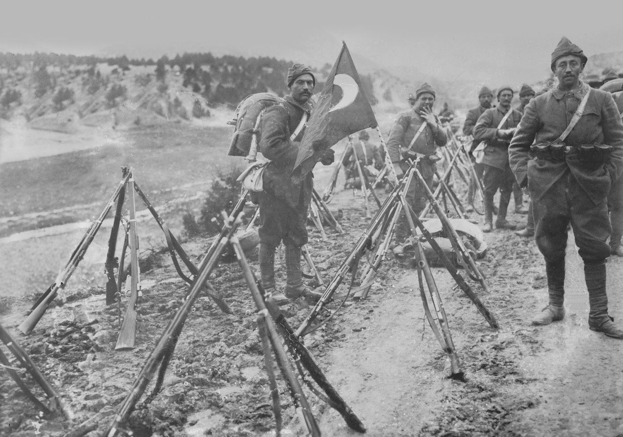 Turecký pěší sloup v klidu, c.1914-15 od Turkish Photographer