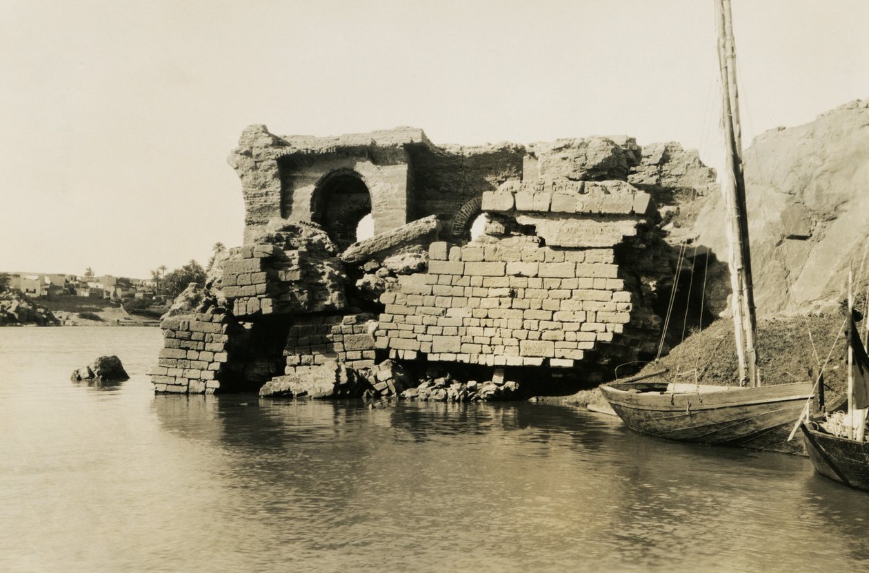 Kleopatřiny lázně, ostrov Elephantine, Egypt, fotografie Ugo Monneret de Villard od Ugo Monneret de Villard