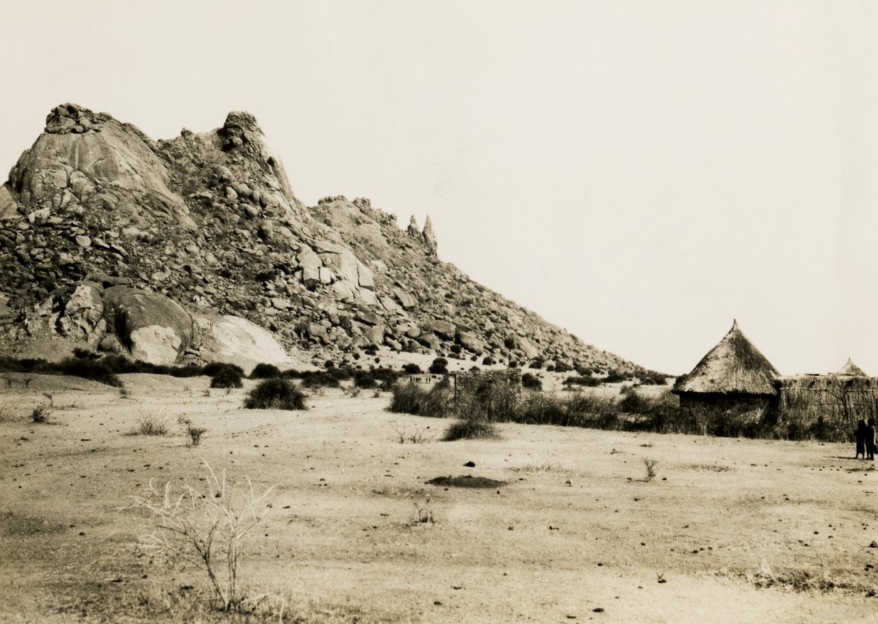 Chaty u Gebel Sagadi, Súdán, fotografie Ugo Monneret de Villard, asi 1930 od Ugo Monneret de Villard