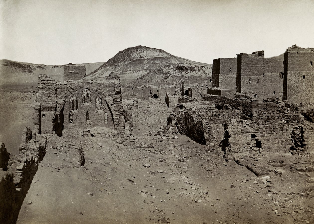 Klášter svatého Simeona, pohled z terasovitého území na jihozápad, Asuán, Egypt, fotografie Ugo Monneret de Villard od Ugo Monneret de Villard