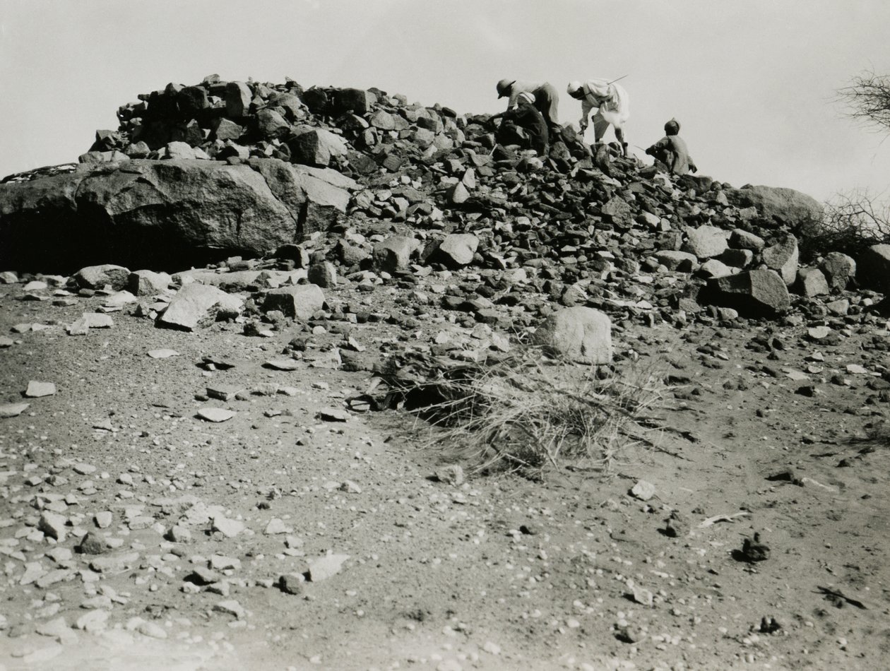 Ruiny v oblasti Goz Regeb, Súdán, fotografie Ugo Monneret de Villard, asi 1925 od Ugo Monneret de Villard