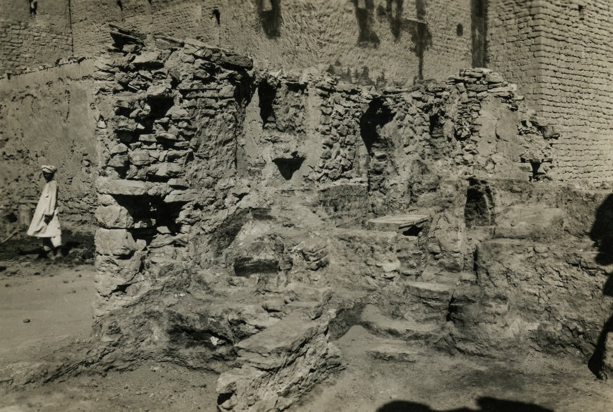 Ruiny kostela v klášteře svatého Simeona, Asuán, Egypt, fotografie Ugo Monneret de Villard od Ugo Monneret de Villard