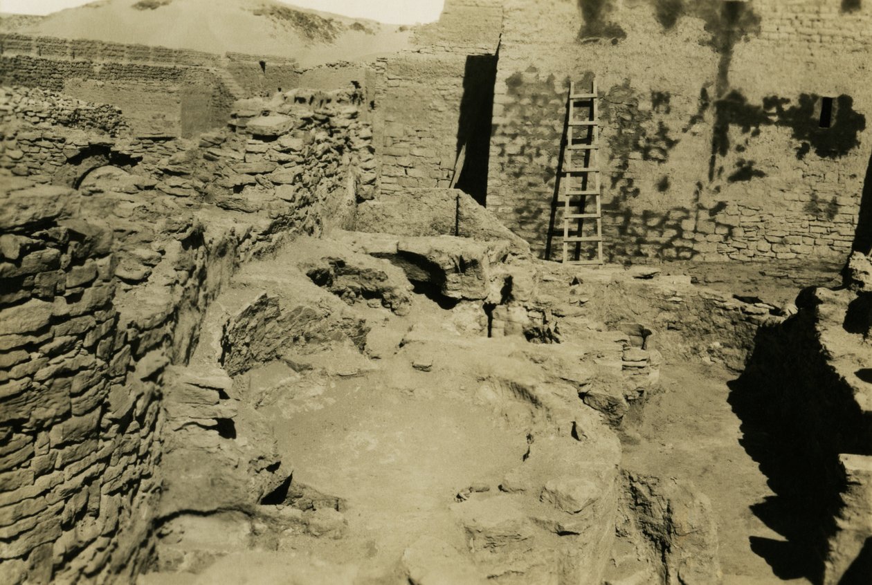 Pohled na obchodní zónu v klášteře svatého Simeona, Asuán, Egypt, fotografie Ugo Monneret de Villard od Ugo Monneret de Villard
