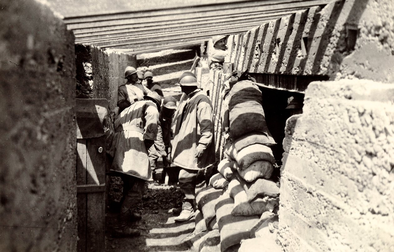 Nové italské zákopy, po postupu na rakouské území na předměstí Selz, během I. světové války, 4.-7.1916 (čb foto) od Ugo Ojetti