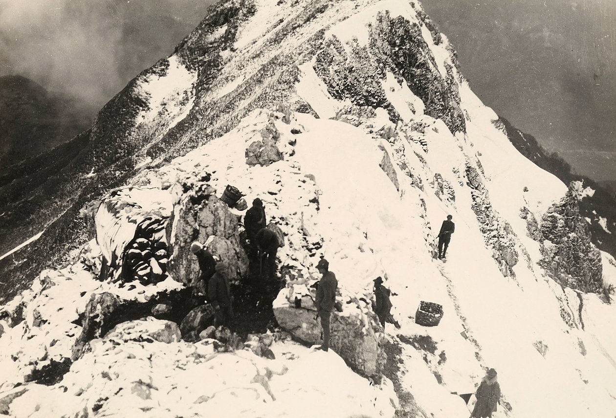 Operace pro hnízdění kulometů na Monte Nero během první světové války (č/b foto) od Ugo Ojetti