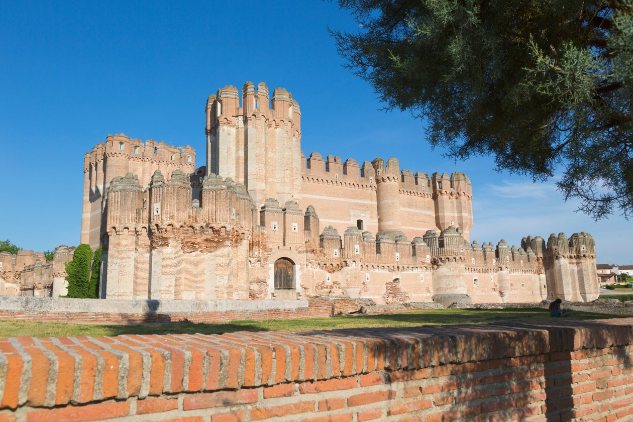 Coca, provincie Segovia, Španělsko. Castillo de Coca. Coca hrad. Důležitý příklad vojenské architektury Mudéjar. od Unbekannt Unbekannt