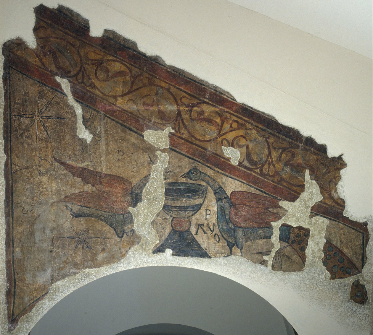 Pávi pijí z kalicha ze Santa Maria de Taüll od Unbekannt Unbekannt