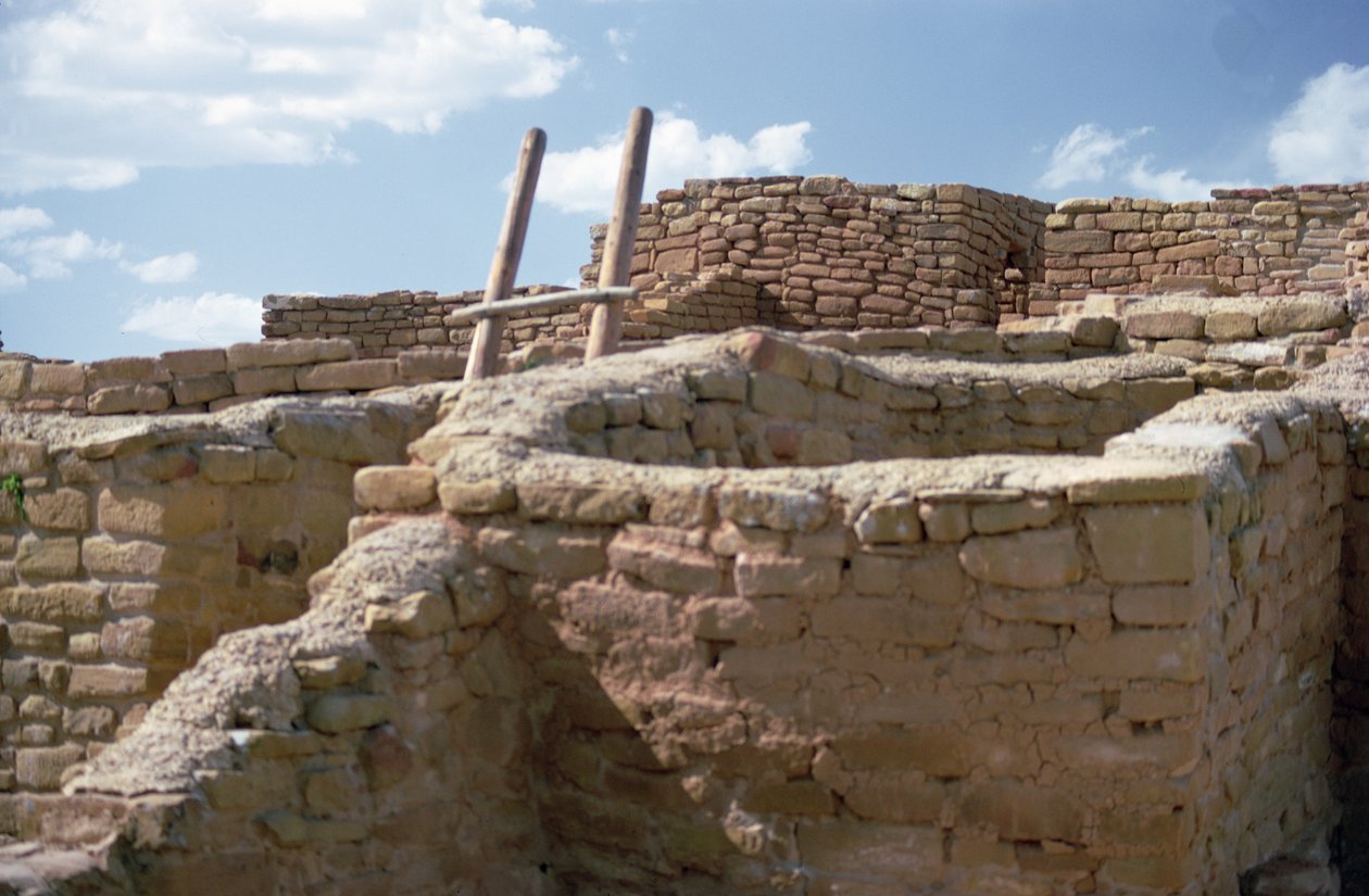 Indické obydlí Pueblo a Kiva, postavené 11.-14. století (foto) od Unbekannt Unbekannt