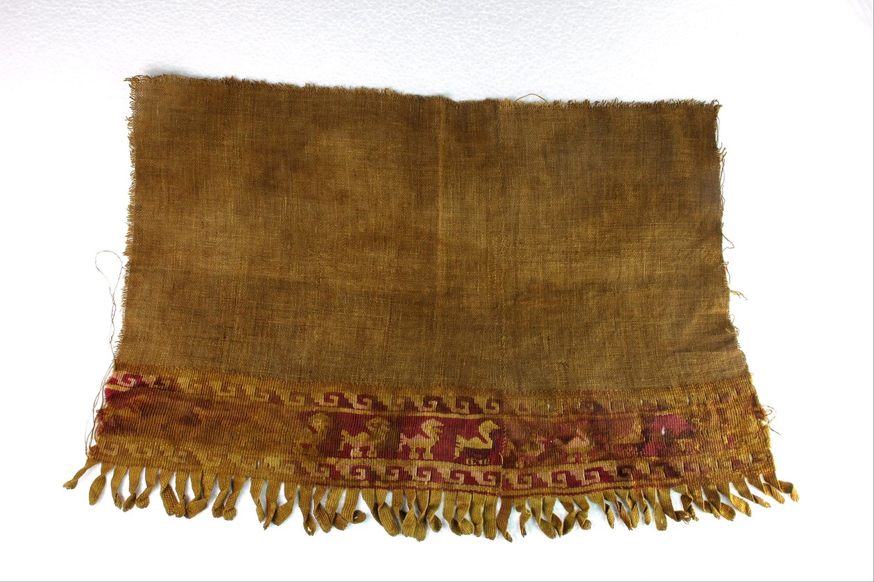 Textilní fragment (eQFIp-K0Z3QKtQ) od Unbekannt Unbekannt
