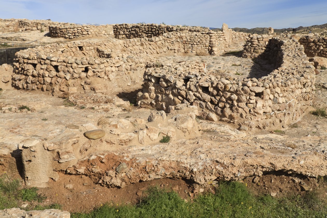 Hlavní brána a barbakan do města, Los Millares, poblíž Santa Fe Mondujar (viz také 329926) od Unbekannt Unbekannt