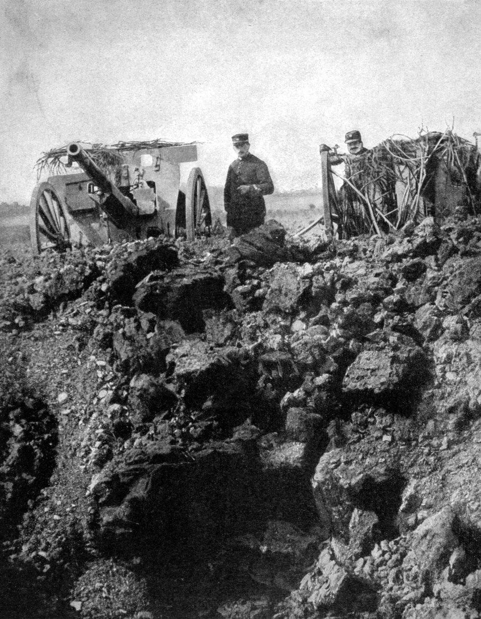 Francouzská baterie 75. má úzký únik, první světová válka, 1915 od Unbekannt