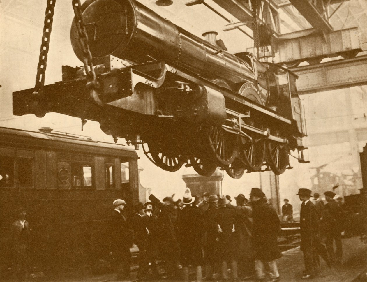 Velký západní rytíř nasedl na inspekci chlapců z veřejné školy na návštěvě ve Swindonu, c1930. od Unbekannt