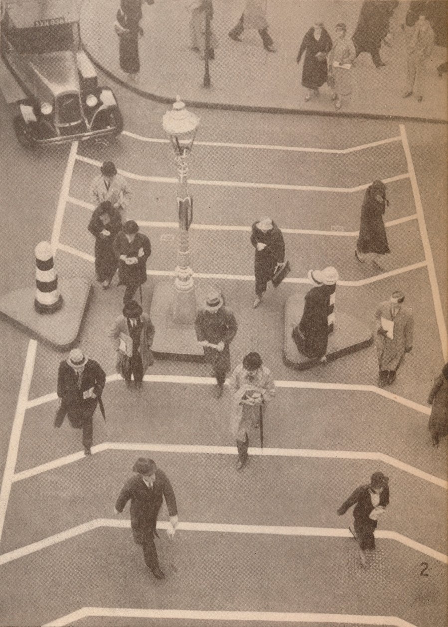 Safety Lane naproti nádraží Charing Cross, c1934, 1935 od Unbekannt