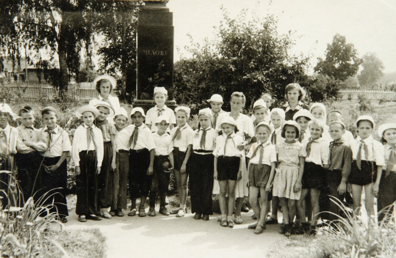 Jednotka Young Pioneers v Jaltě, Krym, SSSR, 50. léta od Unbekannt