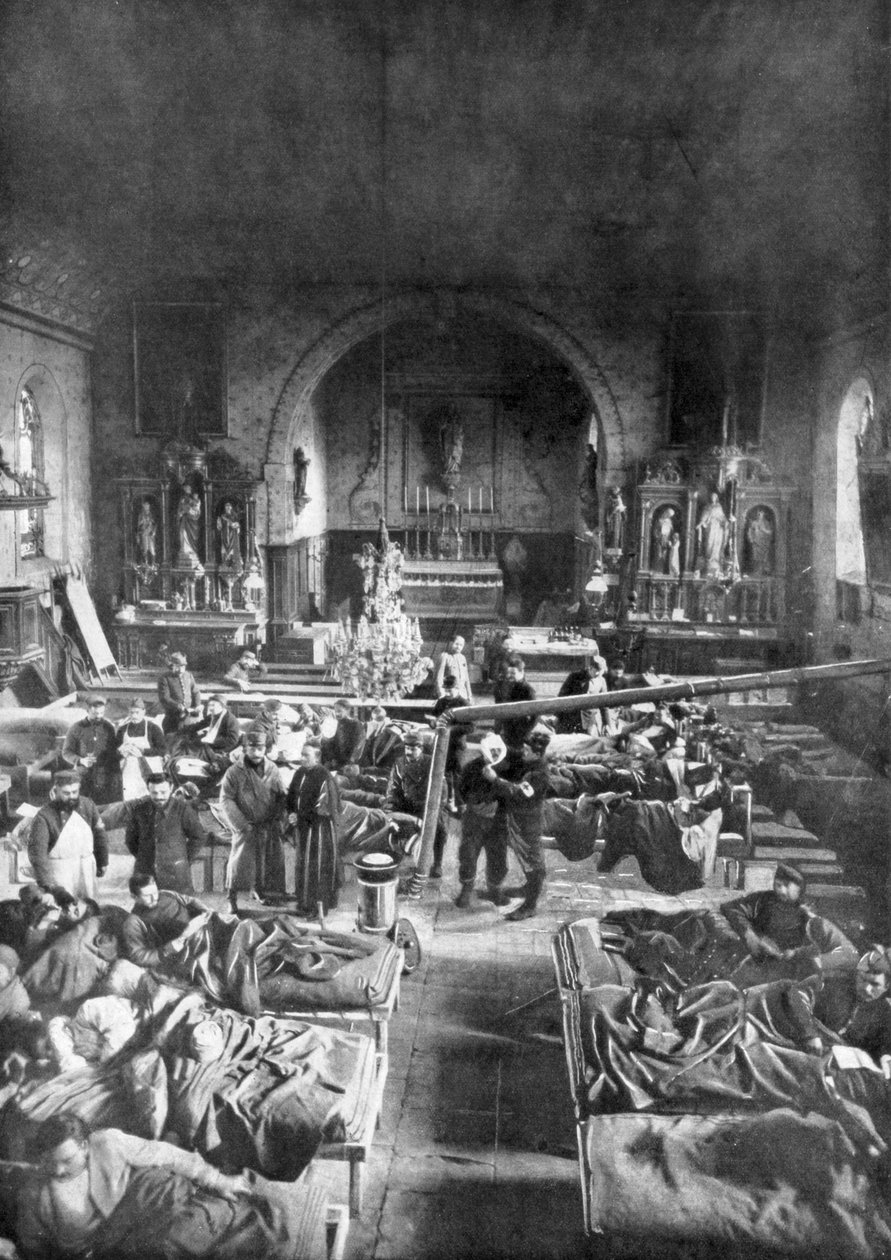 Polní stanice vpředu, v lodi venkovského kostela, první světová válka, 1915 od Unbekannt